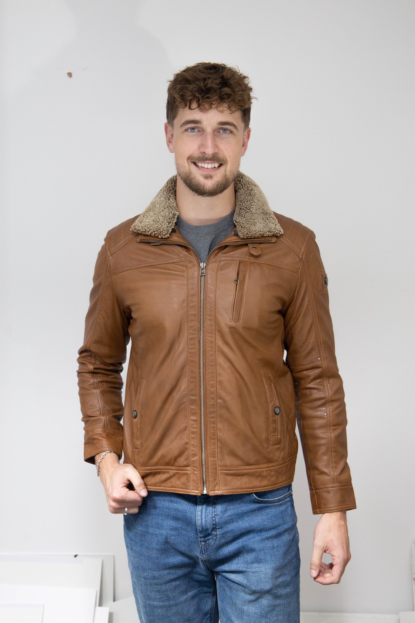 ZAAM Leather Style H SD05 DFC