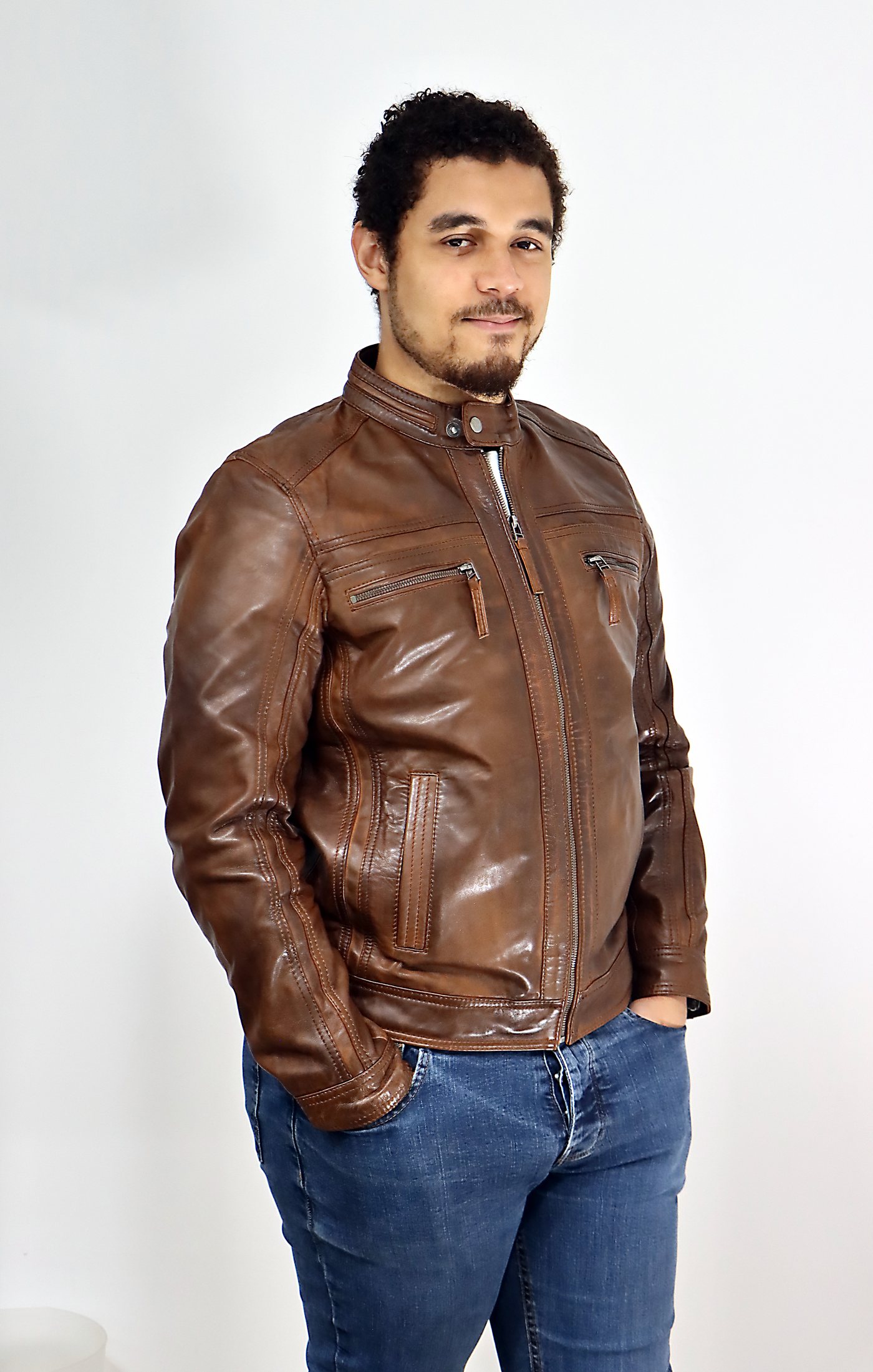 ZAAM Leather Vista